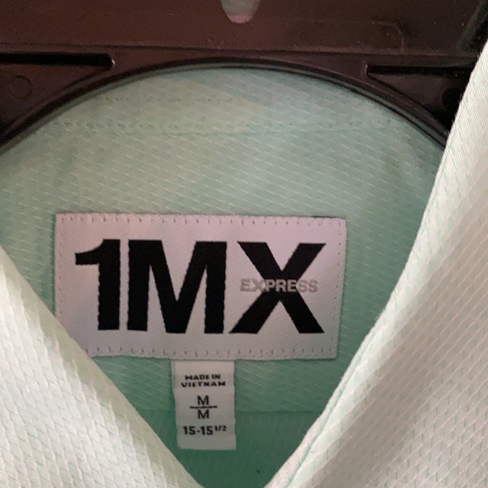 1MX Express button down - Picture 2 of 2